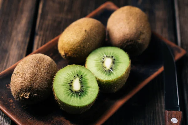 Kivi dilimleri kapatın. Meyve arka plan