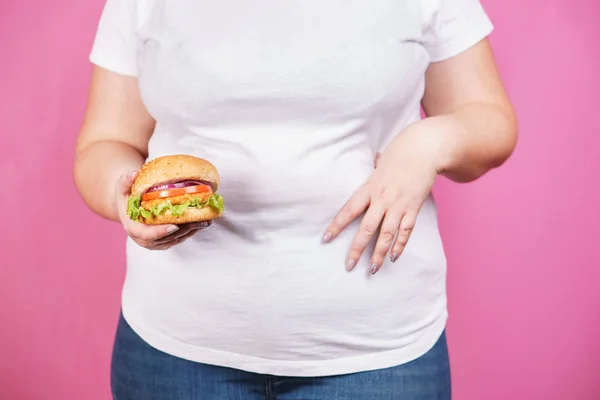 Perdita di peso, sovrappeso, dieta, fast food, mangiare troppo — Foto Stock