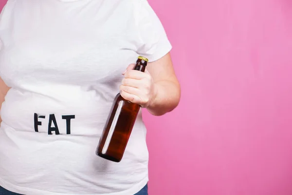 Overeating, overweight, glutton, alcohol addiction — Stock Photo, Image