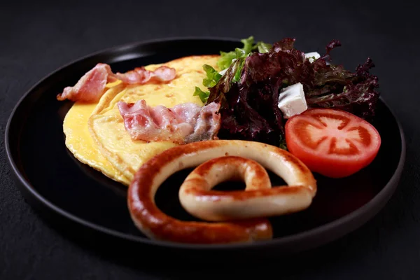 Comida de pequeno-almoço continental, almoço de negócios — Fotografia de Stock