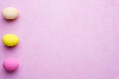 Paskalya tatil tebrik kartı veya afiş şablon