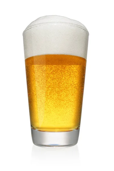 Стекло Светлого Пива Белом Фоне Вырезкой Дорожки — стоковое фото