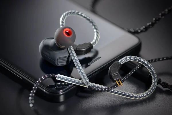 Black Hybrid Audiophile Earbuds Balanced Armature Driver Smartphone — Stock Photo, Image