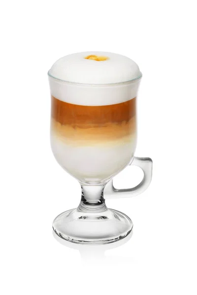 白い背景で隔離ラテ コーヒーとミルクの泡と透明カップ — ストック写真
