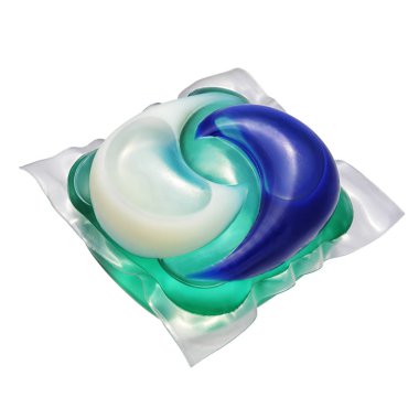 Yeşil çamaşır deterjan kapsüllü izole