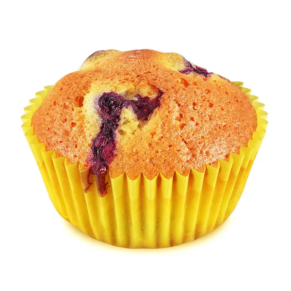 Muffin con bacche isolate su sfondo bianco — Foto Stock