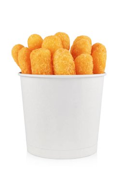 Derin kızarmış balık, peynir veya tavuk çubukları kağıt torba izole 