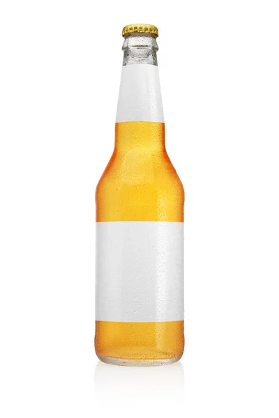 Longneck Bier Fles Geïsoleerd Witte Achtergrond Transparant Schoon Etiket Waterdruppels — Stockfoto