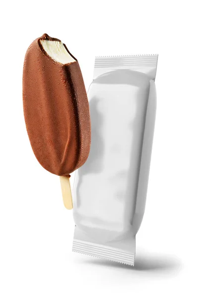アイスクリームのテンプレートのモックアップ 白を基調としたブラウンのチョコレートポプシクルとクリーンなパッケージ 3Dレンダリングと写真 — ストック写真