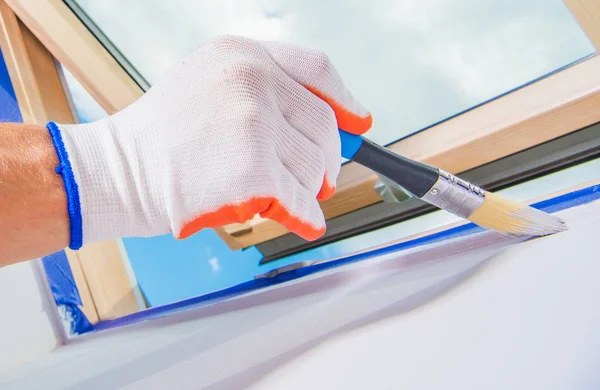 Målning Rumsdetaljer Med Pensel Efterbehandling Fönsterkanter — Stockfoto