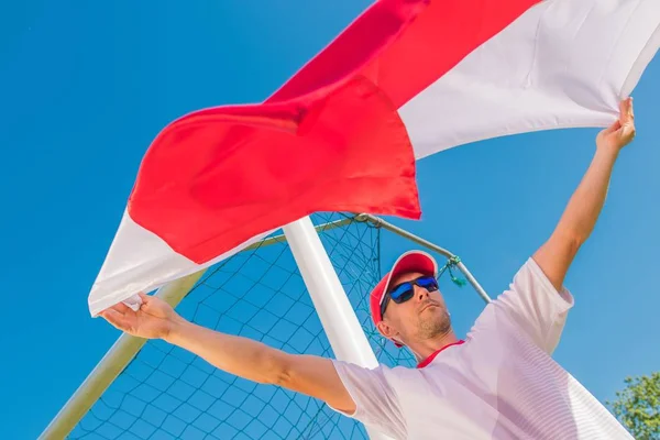 Abanico Fútbol Caucásico Con Bandera Roja Blanca Polaca Aire — Foto de Stock