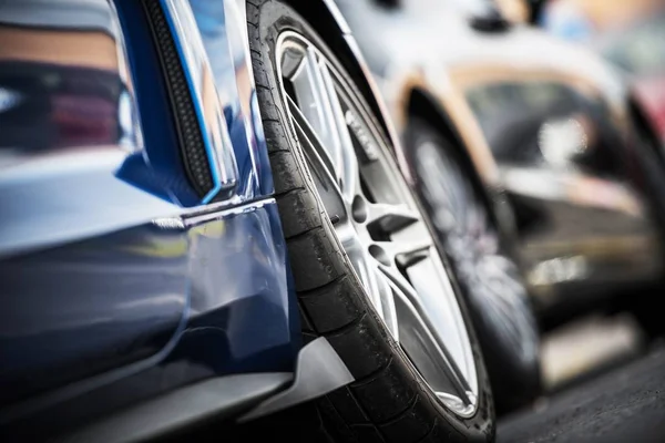 Car Alloy Wheels Closeup Modern Vehicles Parking Tire Closeup Transportation — Stock Photo, Image