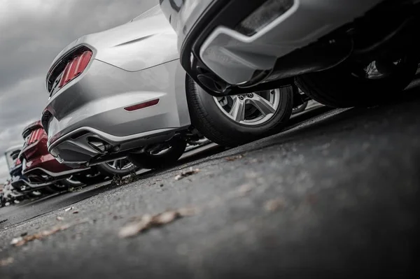 Veículos Novos Para Venda Estacionamento Concessionária Carros Desportivos Modernos Tema — Fotografia de Stock