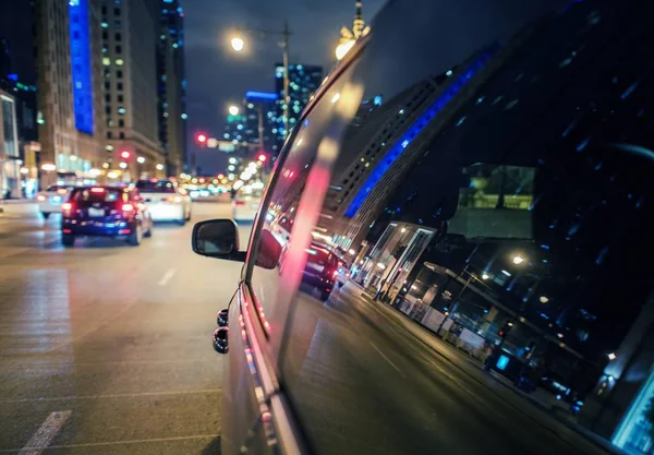 Verkennen Van Stad Nachts Auto Rijden Het Centrum Laat Avond — Stockfoto