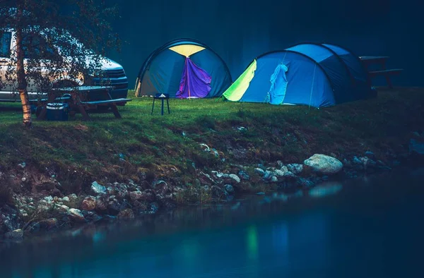 Waterfront Çadır Spot Kamp Norveç Gece Skandinav Seyahat Tema — Stok fotoğraf