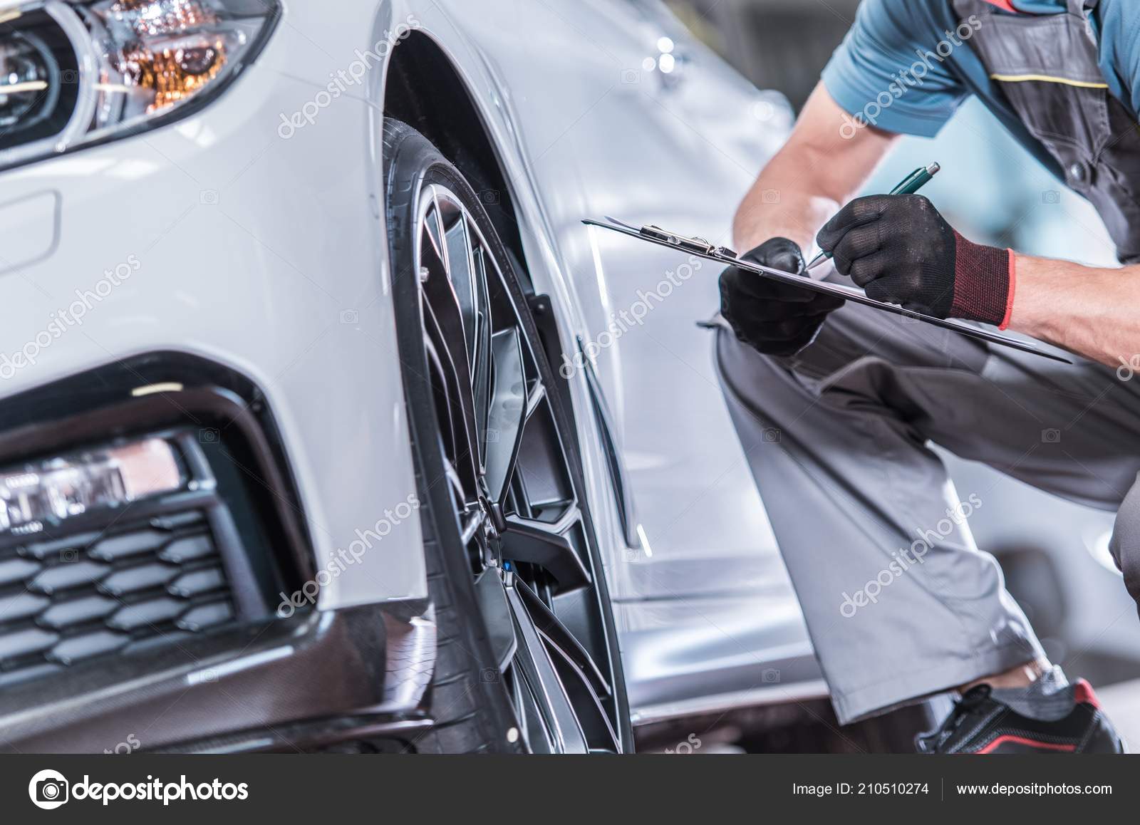 Used Car Maintenance Auto Service Worker Preparing Vehicle Scheduled Service  Stock Photo by ©welcomia 210510274