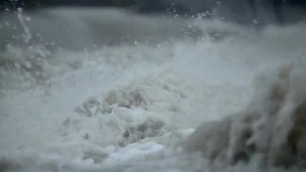 État Urgence Sur Rivière Images Des Vagues Inondation — Video