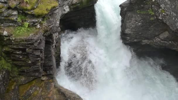 Noorse Ruwe Landschap Scenic River Gorge Slow Motion — Stockvideo