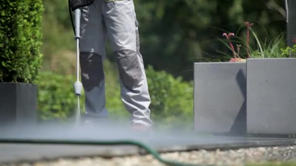 Terrassenreinigung Durch Hochdruckreiniger Nahaufnahme Video — Stockvideo