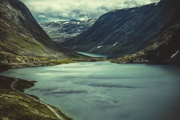 Noors Berglandschap Met Bergmeren Ruwe Scandinavische Karakter — Stockfoto