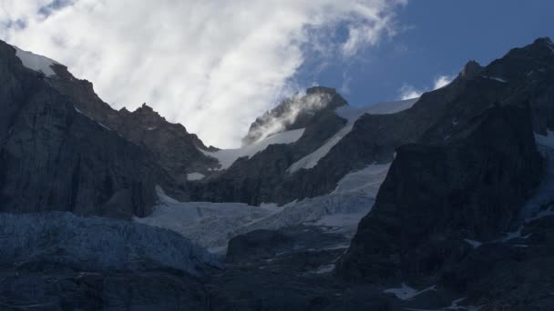 Condizioni Neve Soffiante Sul Massiccio Del Monte Bianco — Video Stock