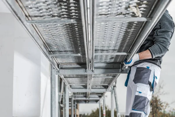 Checking Scaffolding Caucasian Construction Worker Making Sure Scaffolding Has Been — Stock fotografie