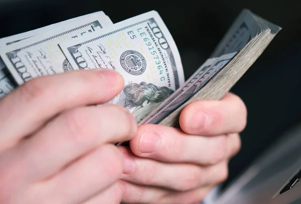 Dollars Américains Money Counting Par Des Hommes Caucasiens Thème Financier — Photo