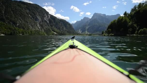 Kayak Tour on the Scenic Lake in Austria — Stock Video