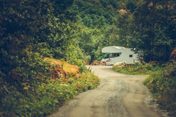 RV Calm Camping Spot — Stock Photo, Image