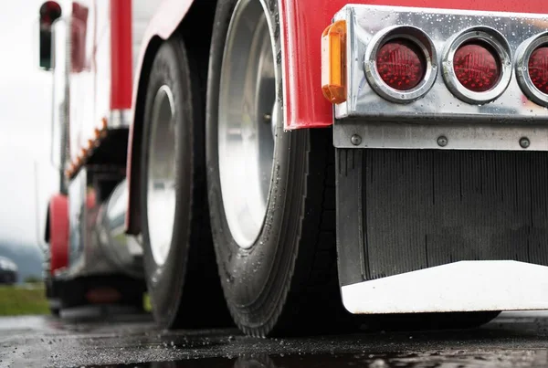 Semi-camion Tracteur Vue arrière — Photo