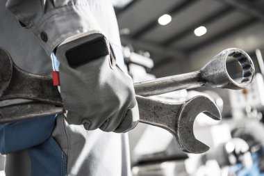 Büyük makine tamir