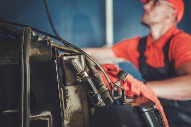 İnşaat Ekipmanları Tamircisi