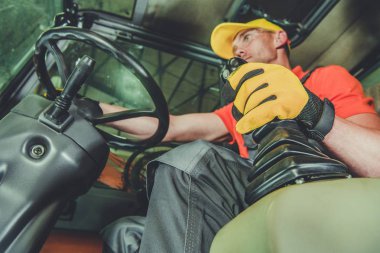 Buldozer Operatörü İşi