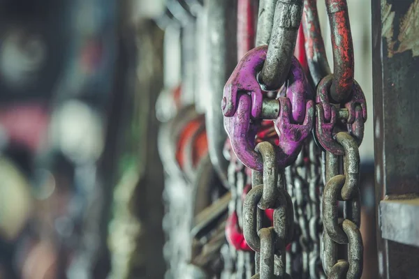 Industrial Grade Support Chains — Stock Photo, Image