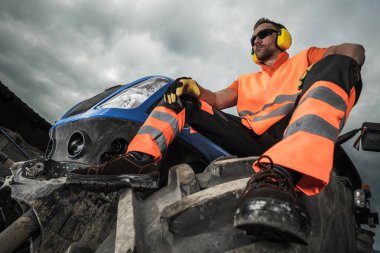 Makine Operatörü Yüklenici
