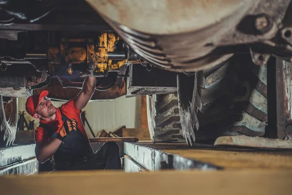 Técnico de Máquinas Pesadas — Fotografia de Stock