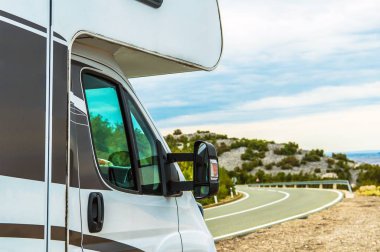 Kamp Van Rv Yolu Seyahati