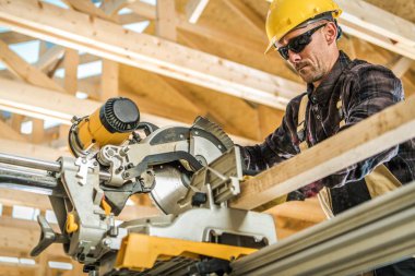 Güçlü İnşaat Ekipmanı