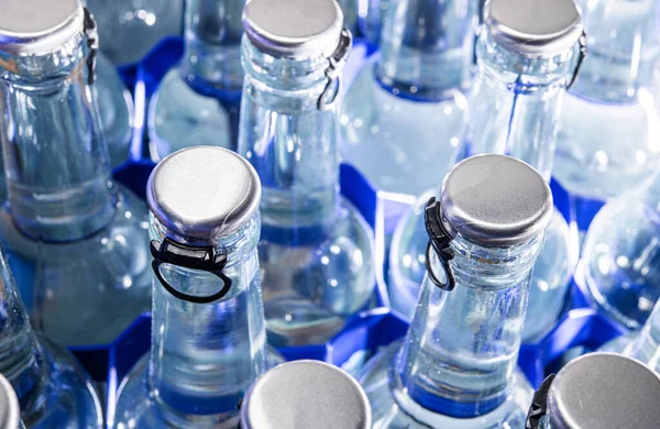 Fresh Sparking Mineral Water Close Photo Drinking Water Glass Bottles — Stock Photo, Image