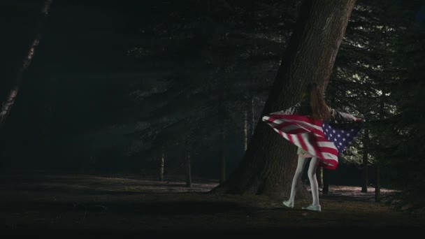 Patriottische Scène Met Schattig Kind Vasthouden Van Grote Verenigde Staten — Stockvideo