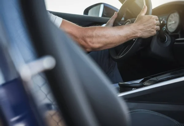 Caucasian Car Dealership Client Testing Brand New Vehicle Interior Automotive — Stock Photo, Image