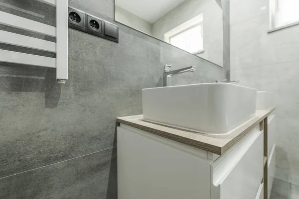 Diseño Interior Baño Moderno Limpio Con Cuenco Cuadrado Gabinetes Blancos —  Fotos de Stock