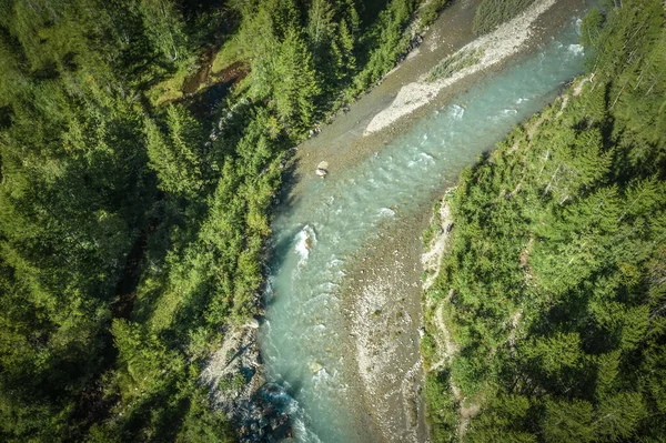 Dziewicza Alpejska Rzeka Aerial Vista Val Ferret Regionie Północnych Włoch — Zdjęcie stockowe