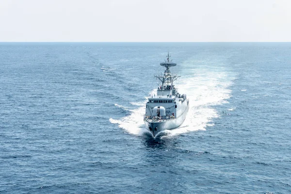 Navio Patrulha Moderna Marinha Navega Mar Durante Missão Patrulha Território — Fotografia de Stock