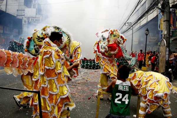 Manila Philippines Février 2019 Interprète Danse Dragon Lors Célébration Nouvel — Photo