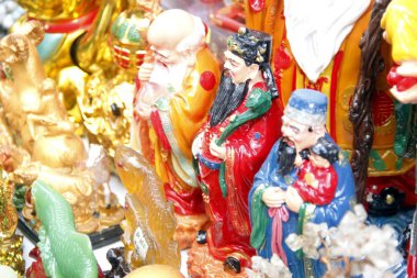 Manila, Filipinler - 5 Şubat 2019: Dragon dans sanatçı Binondo Manila Filipinler Çin yeni yılı kutlamaları sırasında.
