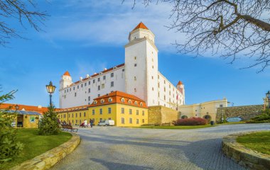 Bratislava, Slovakya 'daki ortaçağ kalesi