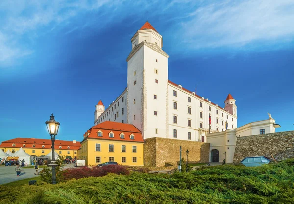 Середньовічний Замок Пагорбі Братиславі Словаччина — стокове фото
