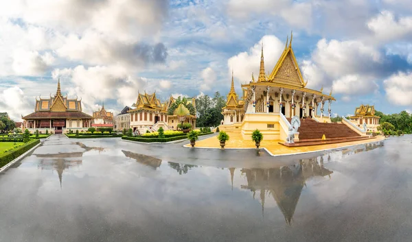 Βασιλικό Παλάτι Στην Πνομ Πενχ Καμπότζη — Φωτογραφία Αρχείου