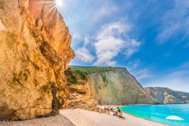 İyon Denizi 'ndeki Porto Katsiki plajı, Lefkada Adası, Yunanistan.